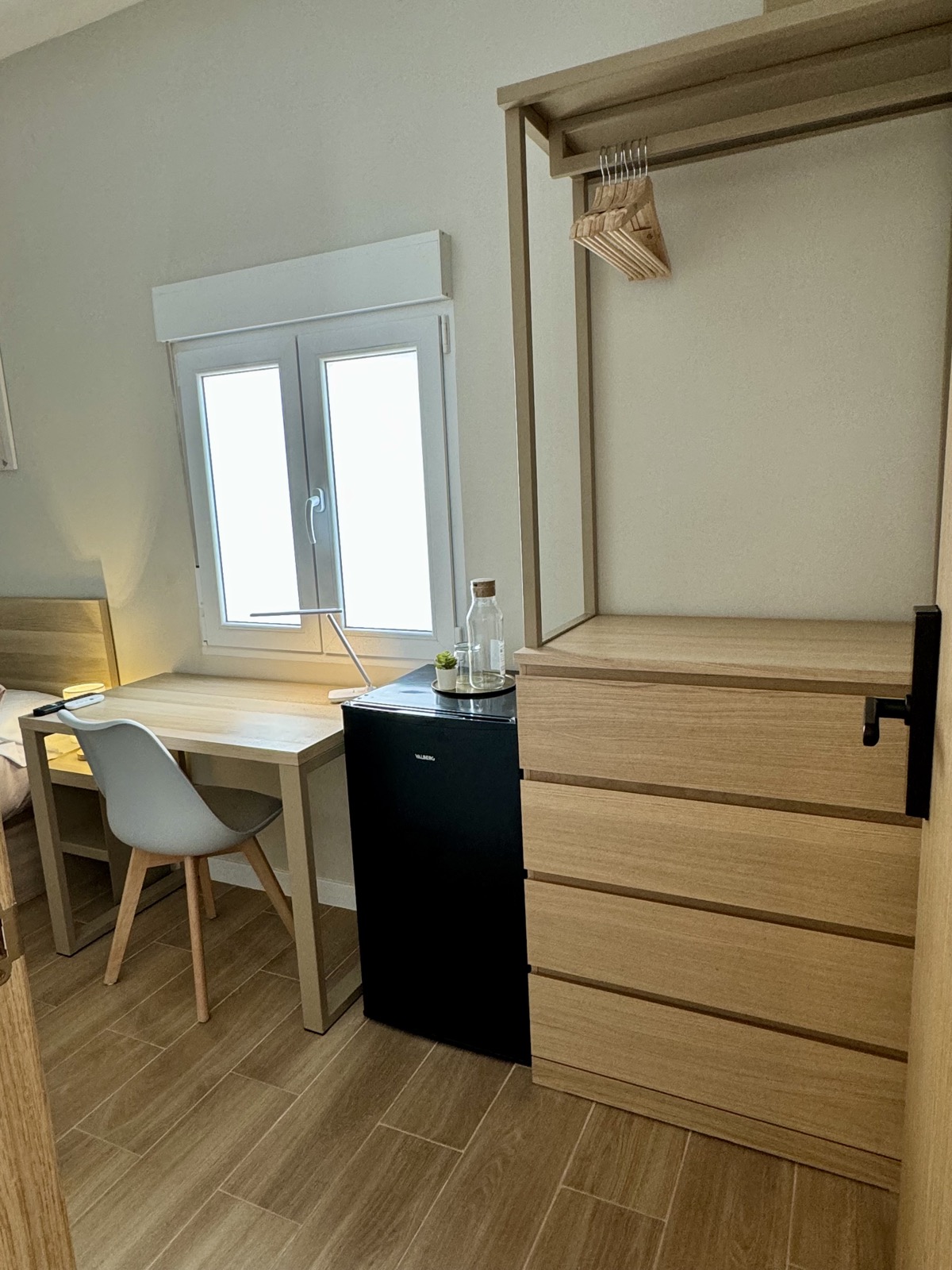 Habitación Formentera, Av. Alcoy 74 — foto real